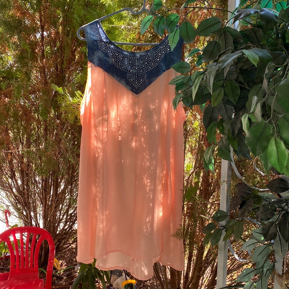 Peach chiffon like dress